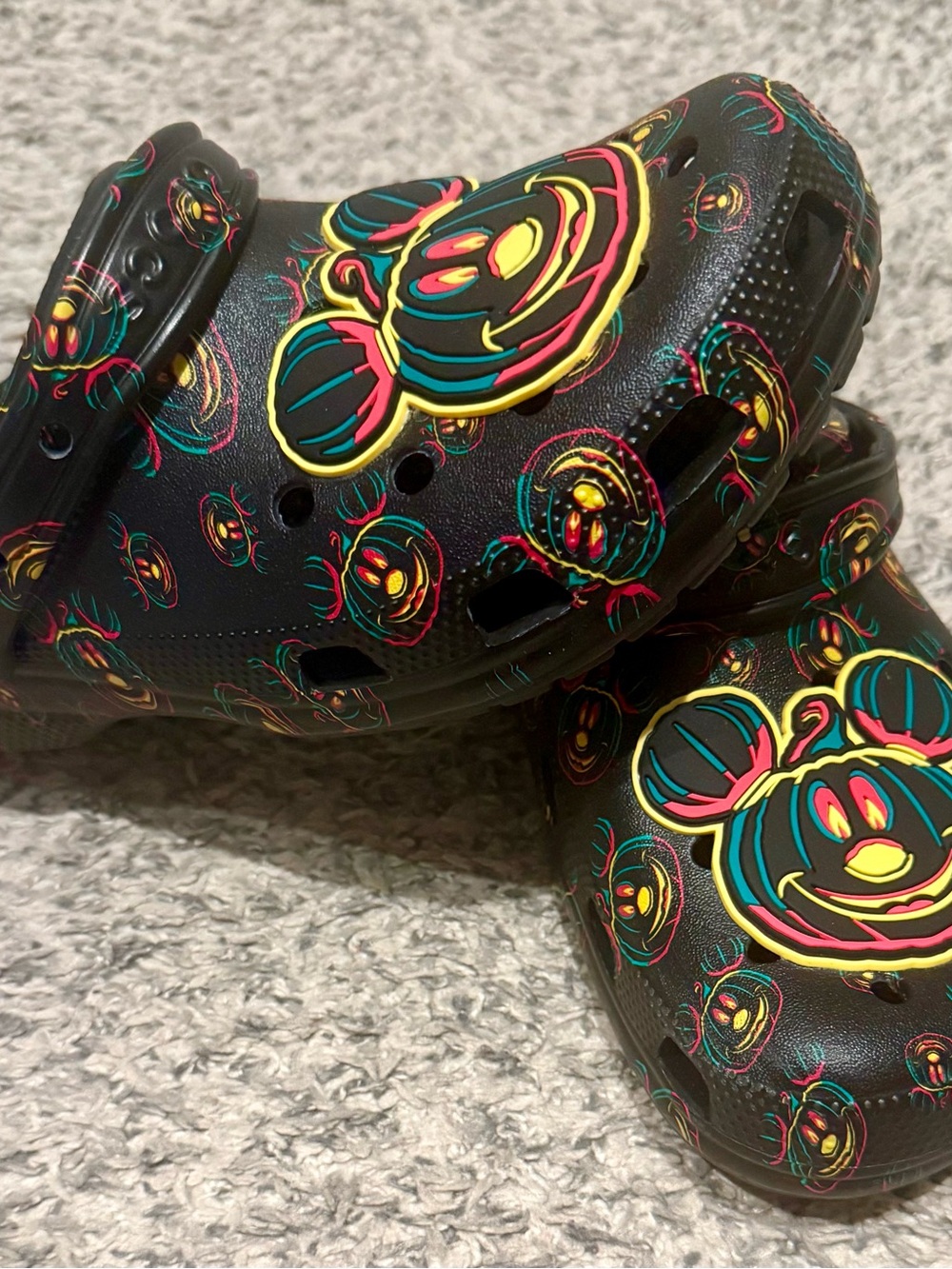 CROCS Kids' Black Clog with Neon Minnie Mouse Print